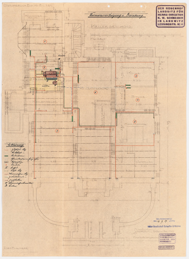 Schwarze und weiße architektonische Zeichnung des Rosenhof-Krankenhauses in Hamburg, Deutschland, die detaillierte Layouts mit zahlreichen Drähten zeigt, die elektrische oder strukturelle Pläne angeben, sowie begleitende Textanmerkungen.