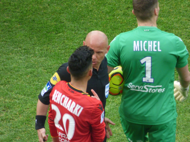 Konfrontation bei einem Jugendfüssballspiel - Zeugen gesucht