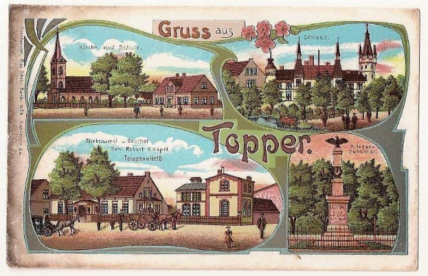 Eine alte Postkarte, die ein deutsches Dorf mit Gebäuden, Bäumen, Menschen, Karren, einer Statue, einem Zaun und einem bewölkten Himmel zeigt, zusammen mit handgeschriebener Text.