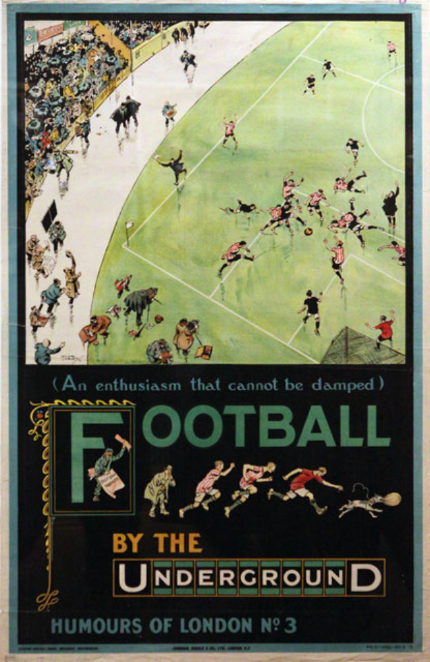 Ein Vintage-Plakat, das ein Fußballspiel ankündigt, betitelt mit "Fußball unter der Erde - Londoner Humor Nr. 3", zeigt eine Zuschauermenge in einem Stadion.