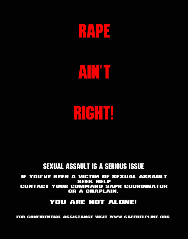 Plakat mit fetter schwarzer Schrift "Rape Ain't Right: Sexual Assault is a Serious Issue" auf einem weißen Hintergrund, eingerahmt von einem schwarzen Rand.
