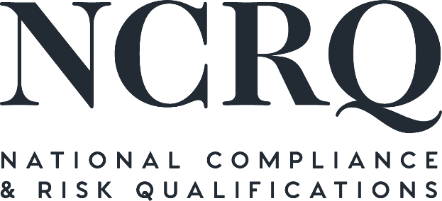 Der Text "National Compliance & Risk Qualifications" in fetter schwarzer Schrift, zentriert und von einem dünnen schwarzen Rand umgeben auf einem weißen Hintergrund.